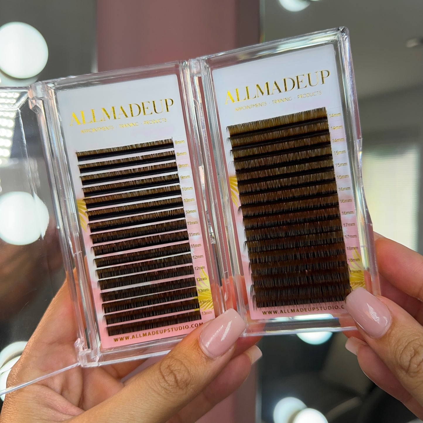 0.05 BROWN VOLUME LASHES