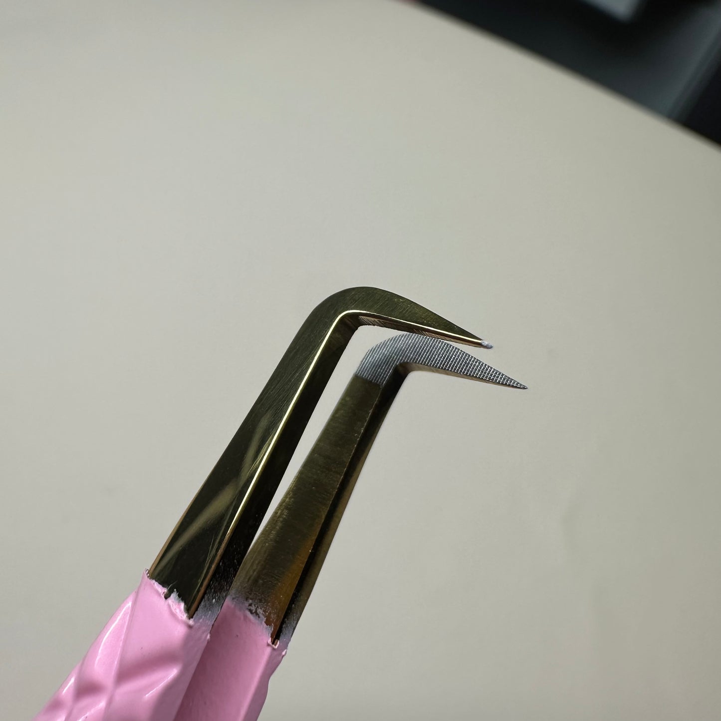 HOOK BOOT TWEEZER