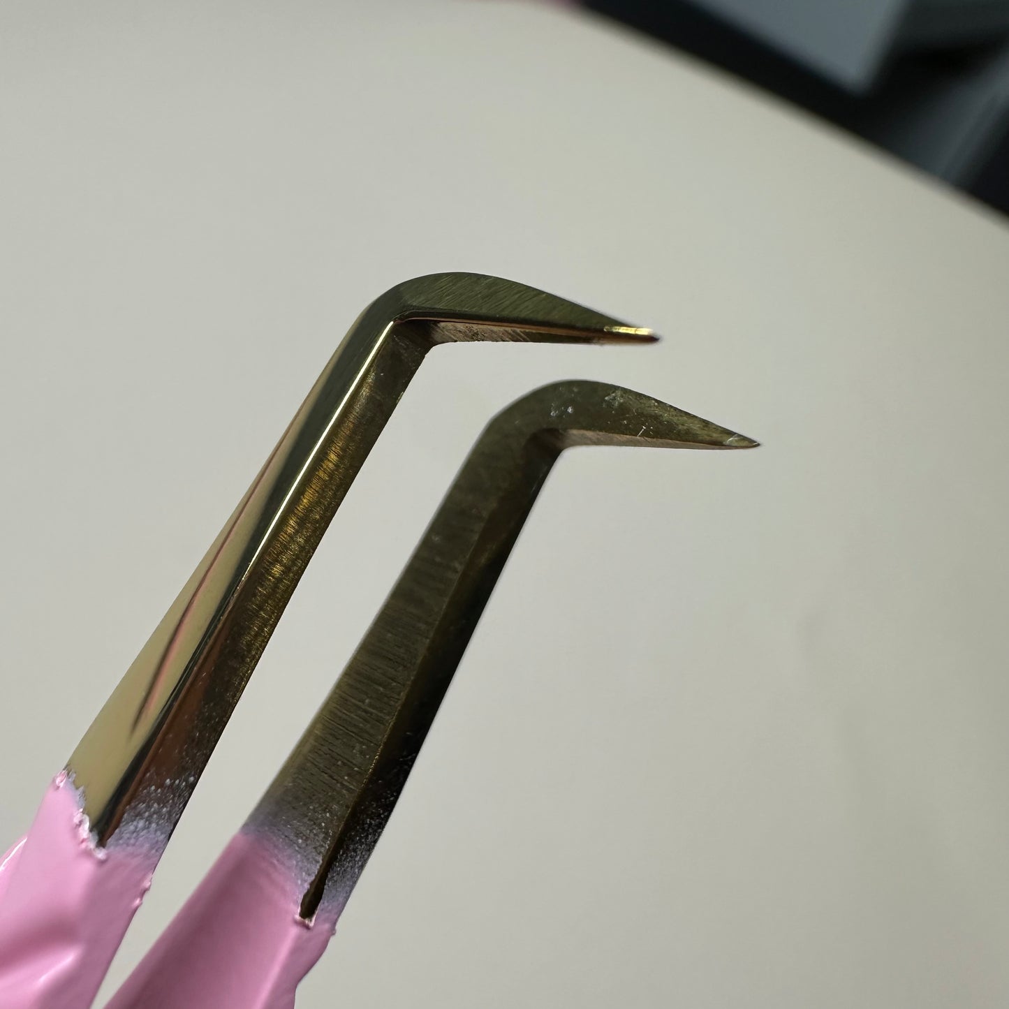 HOOK BOOT TWEEZER