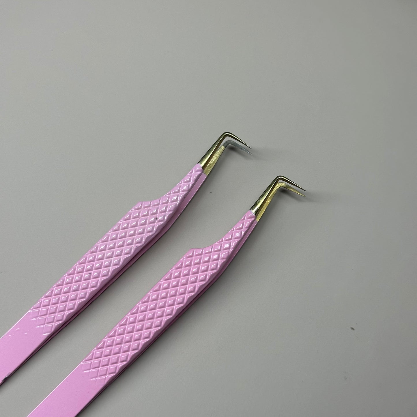 THIN 90 DEGREE TWEEZER