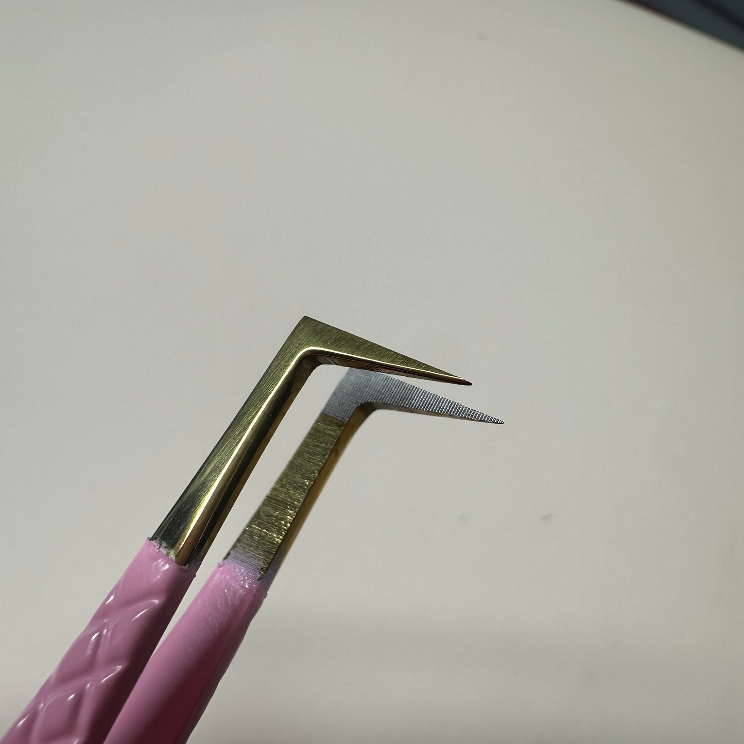 90 DEGREE TWEEZER